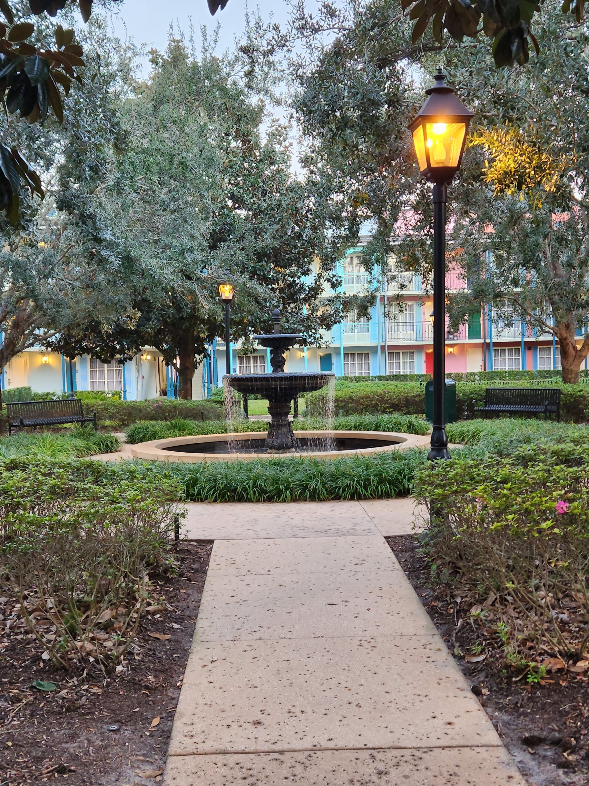 Port Orleans French Quarter Courtyard