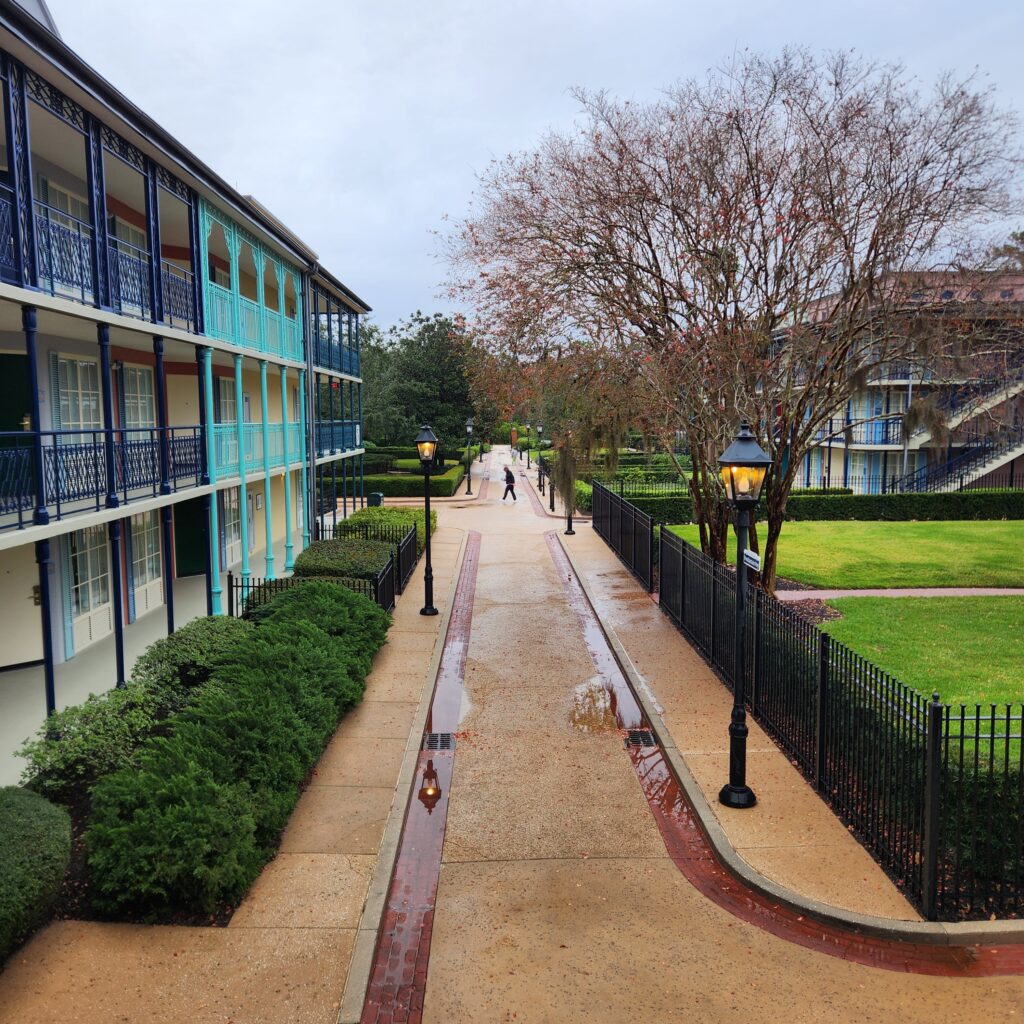 Port Orleans French Quarter Avenue